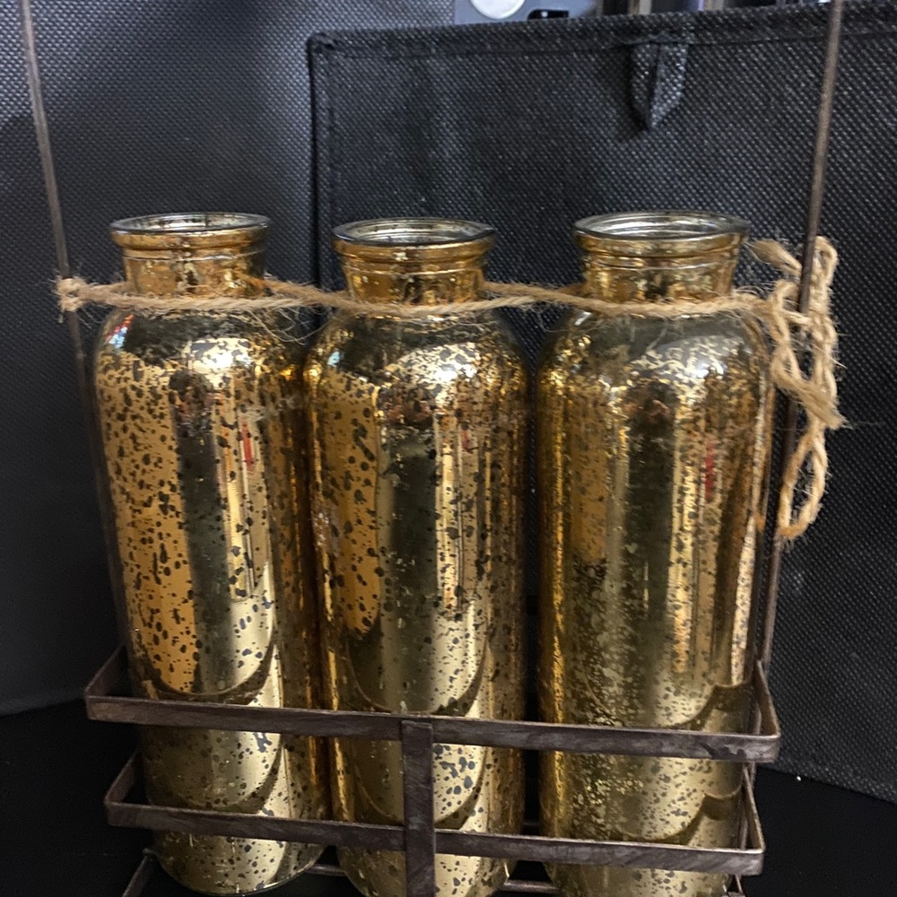 Gold Glass Vases - Picture 5 of 5